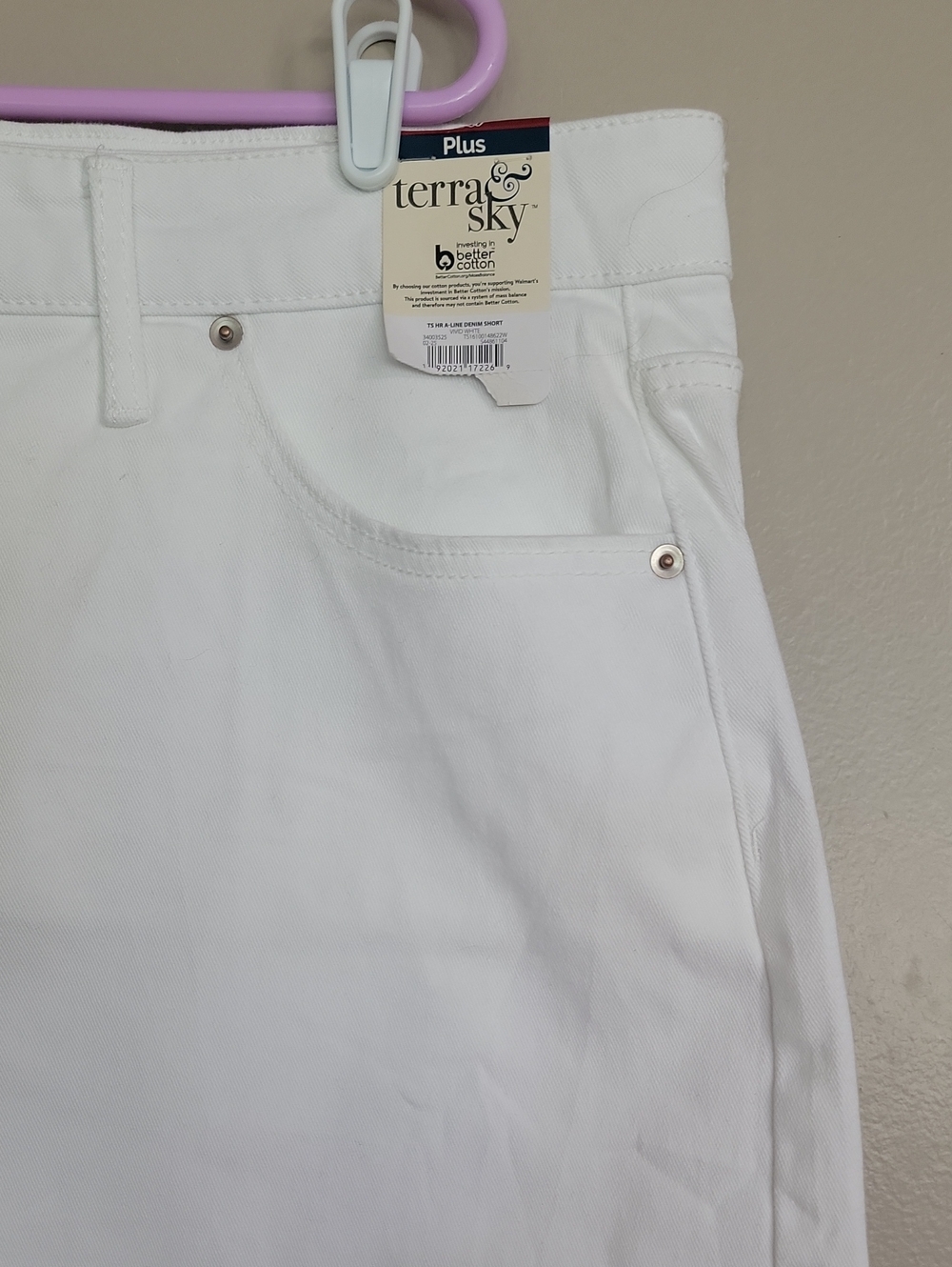 Terra & Sky White Stretch Shorts Size 22W  NWT - Picture 3 of 8